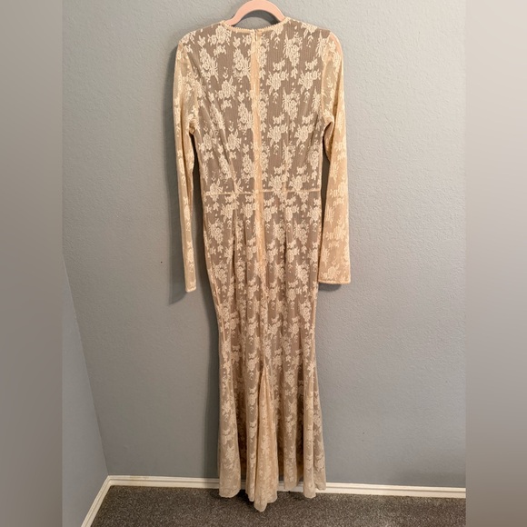 Worth Collective Nude Lace Long Sleeve Maxi Dress | Size L - Picture 3 of 3